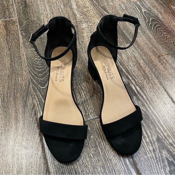 Black Open Toe Block heels - Picture 1 of 5